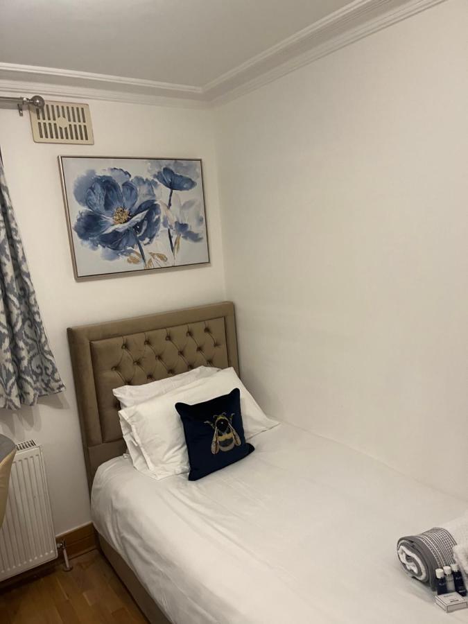 Tj Homes - Luxury Studio Suite With Garden View - Next To Tube Station London Ruislip Zewnętrze zdjęcie